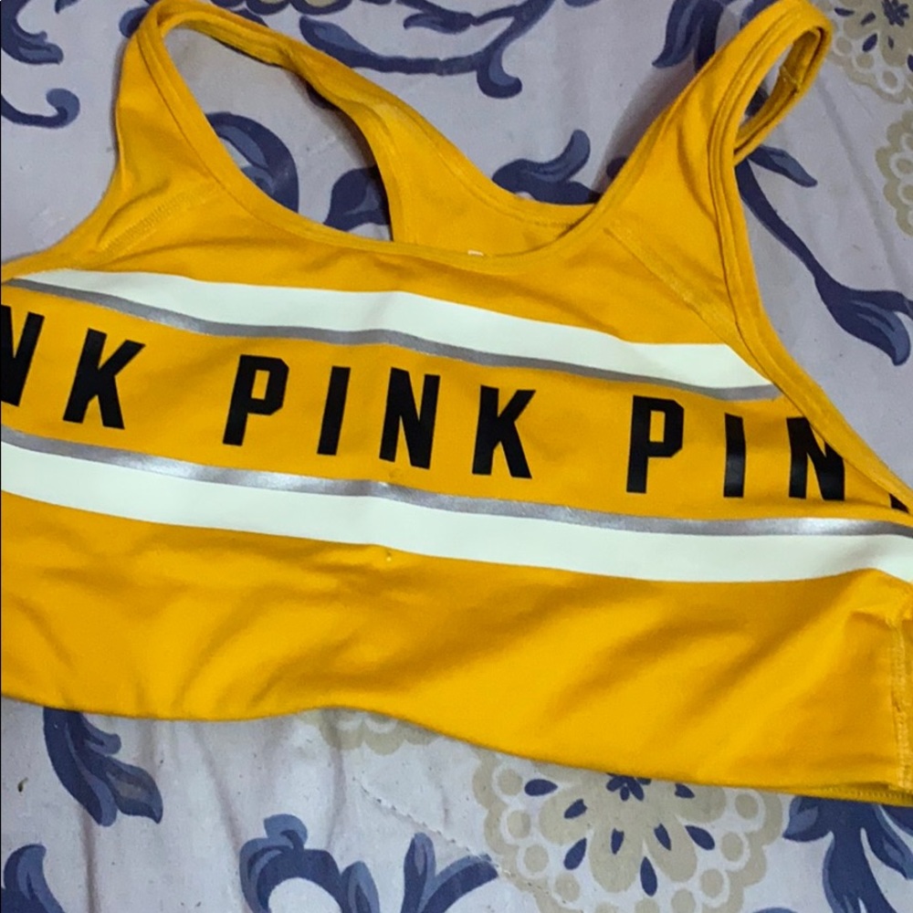 Sports bra